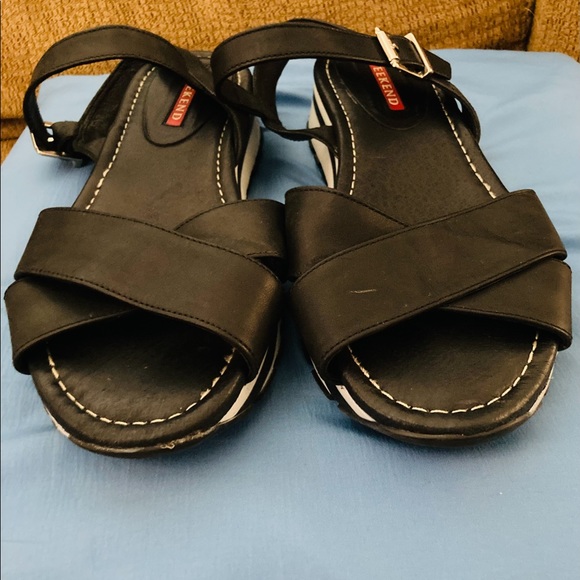 Weekend - Women’s Sandals. Size 10 - Picture 2 of 4